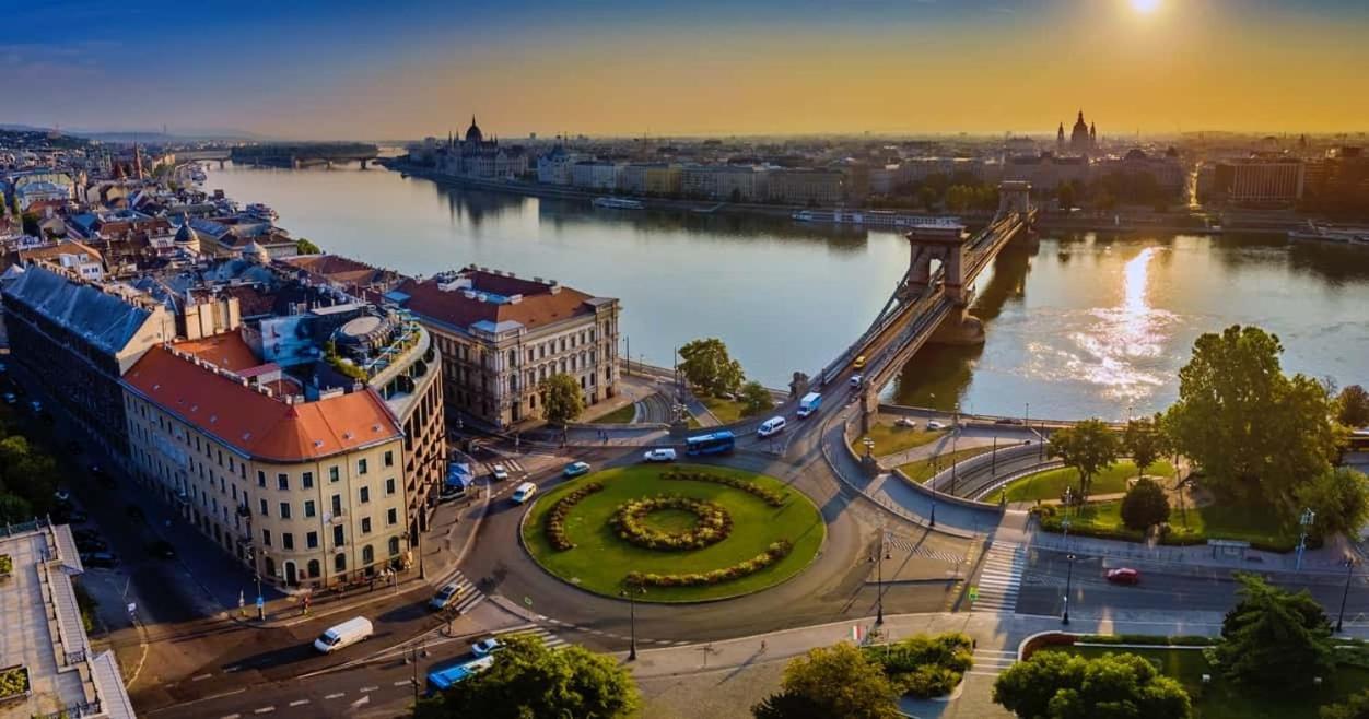 Buda Mini * Budapesta